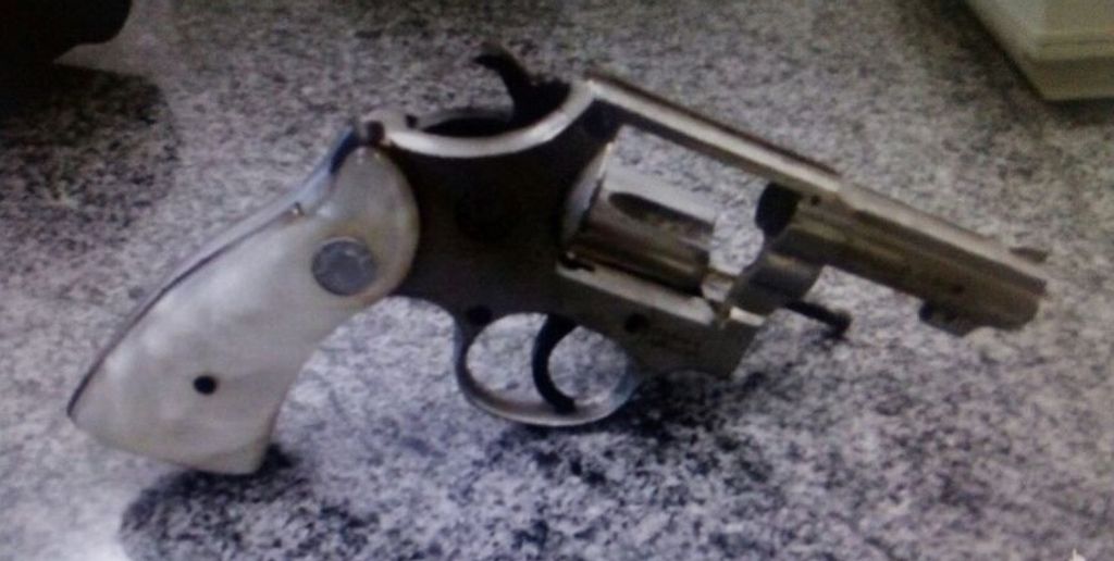 Homem de 64 anos é preso com arma no centro de Campos Novos