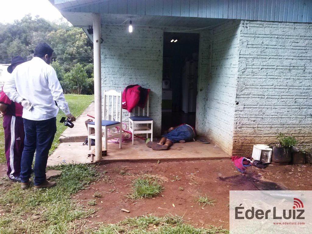 Quatro acusados de matar um homem e deixar outro gravemente ferido estão sendo julgados em Catanduvas