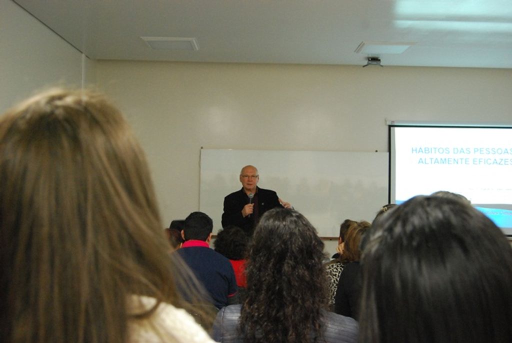 Estudantes de Pedagogia da Unoesc Campos Novos abordam a ética na profissão docente