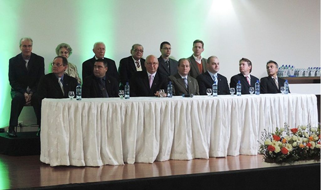 Colaboradores da Unoesc Joaçaba e do Hospital Universitário são homenageados