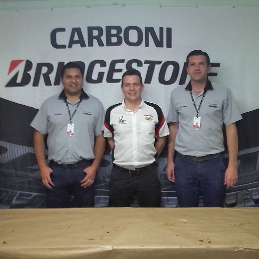 Carboni agora é distribuidor dos pneus Bridgestone para caminhões e ônibus