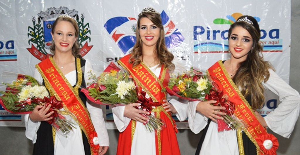 Adriana Camila Pilger é a Rainha da Festa do Agricultor de Piratuba
