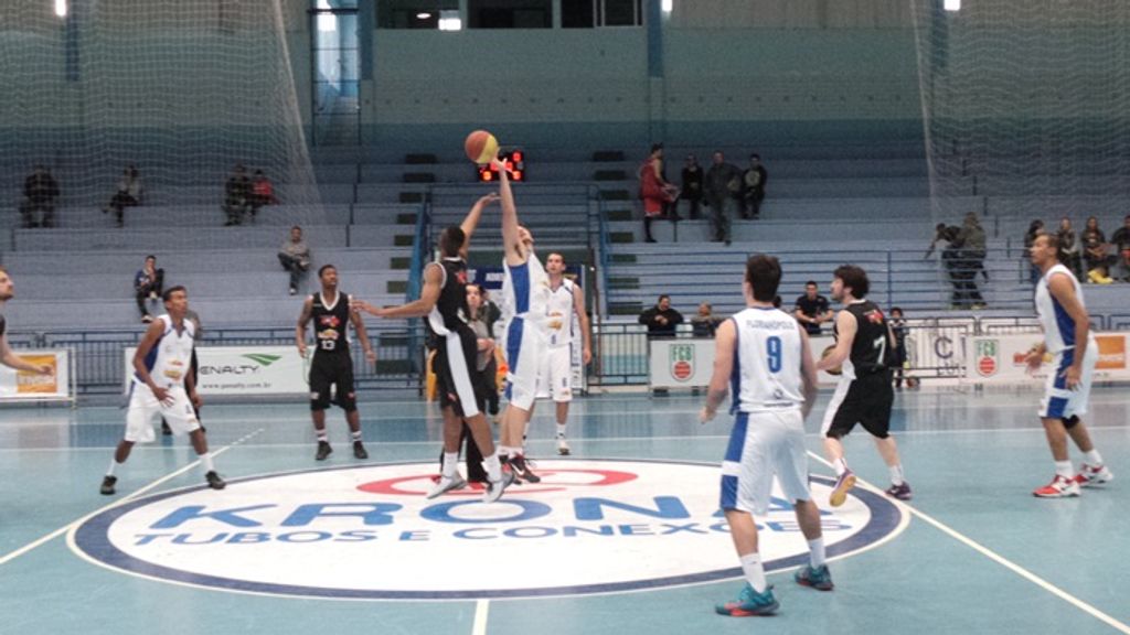 Vitórias deixaram Joaçaba, Concórdia e Xaxim à frente no Campeonato Catarinense de Basquete