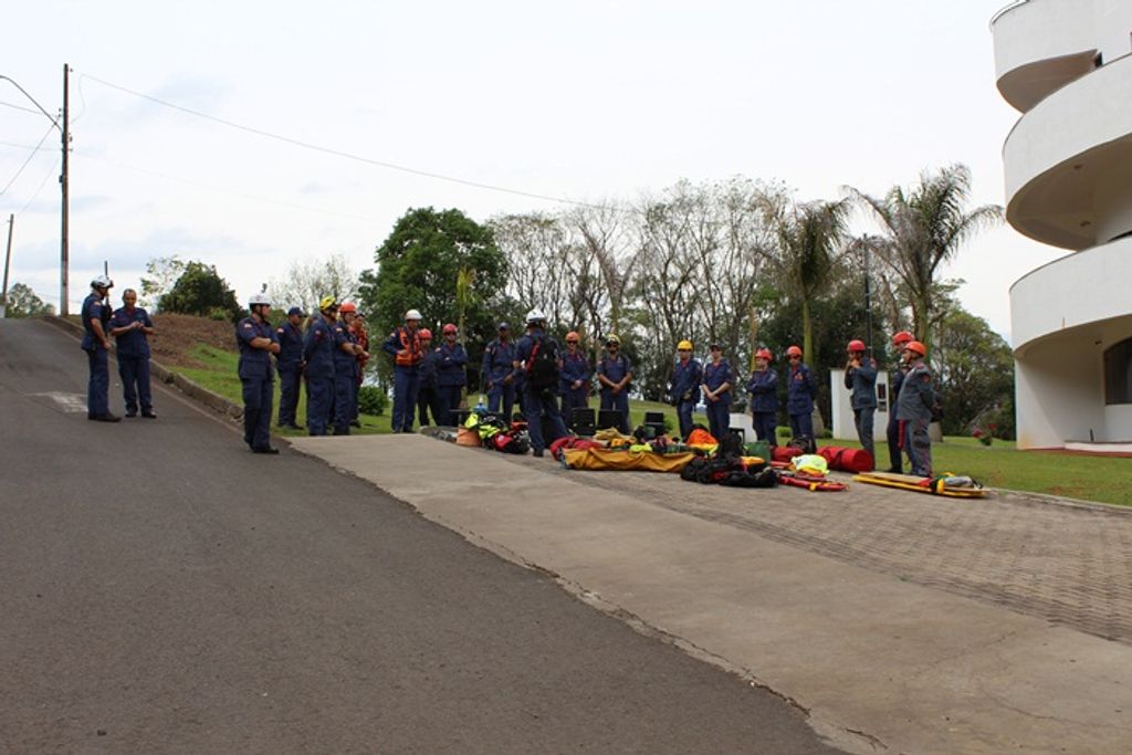 Bombeiros do 11º batalhão realizam treinamento em Joaçaba