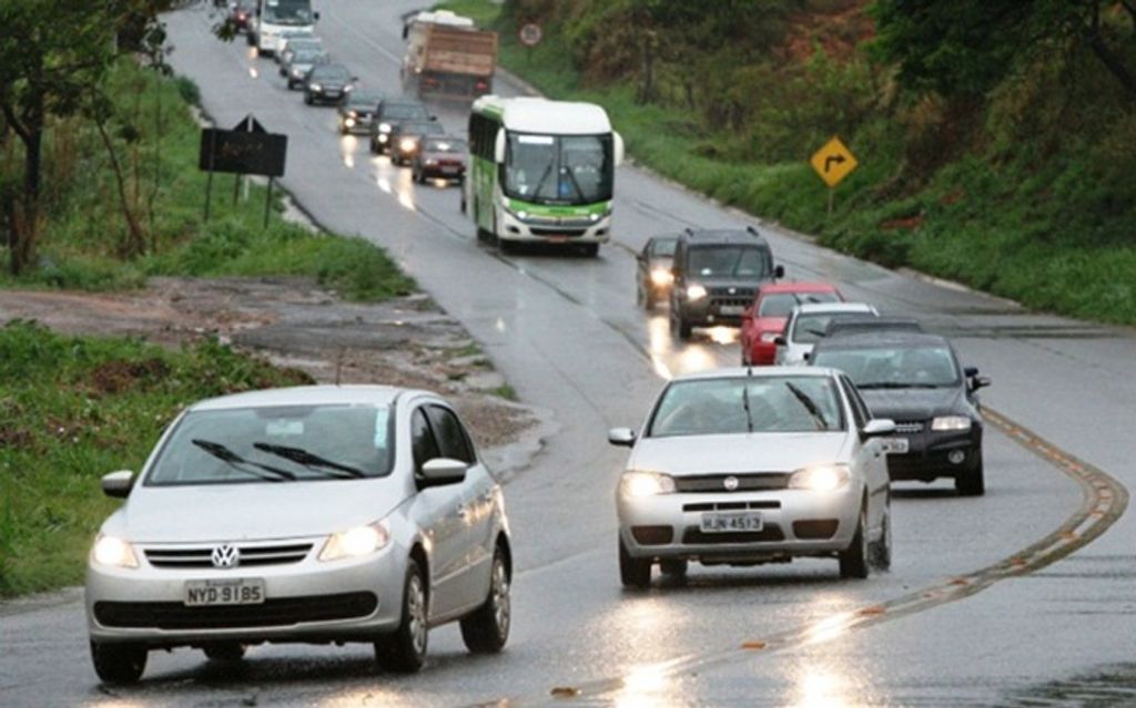 PRF informa que está oficialmente suspensa a obrigatoriedade do uso de farol baixo nas rodovias