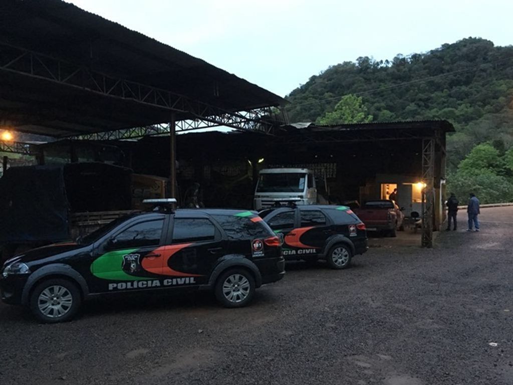 Polícia Civil cumpre mandados de busca em propriedades de diretor da prefeitura de Herval