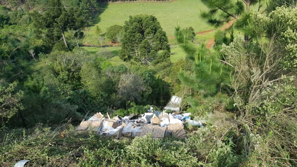 Condutor de caminhão morre em acidente na BR-153