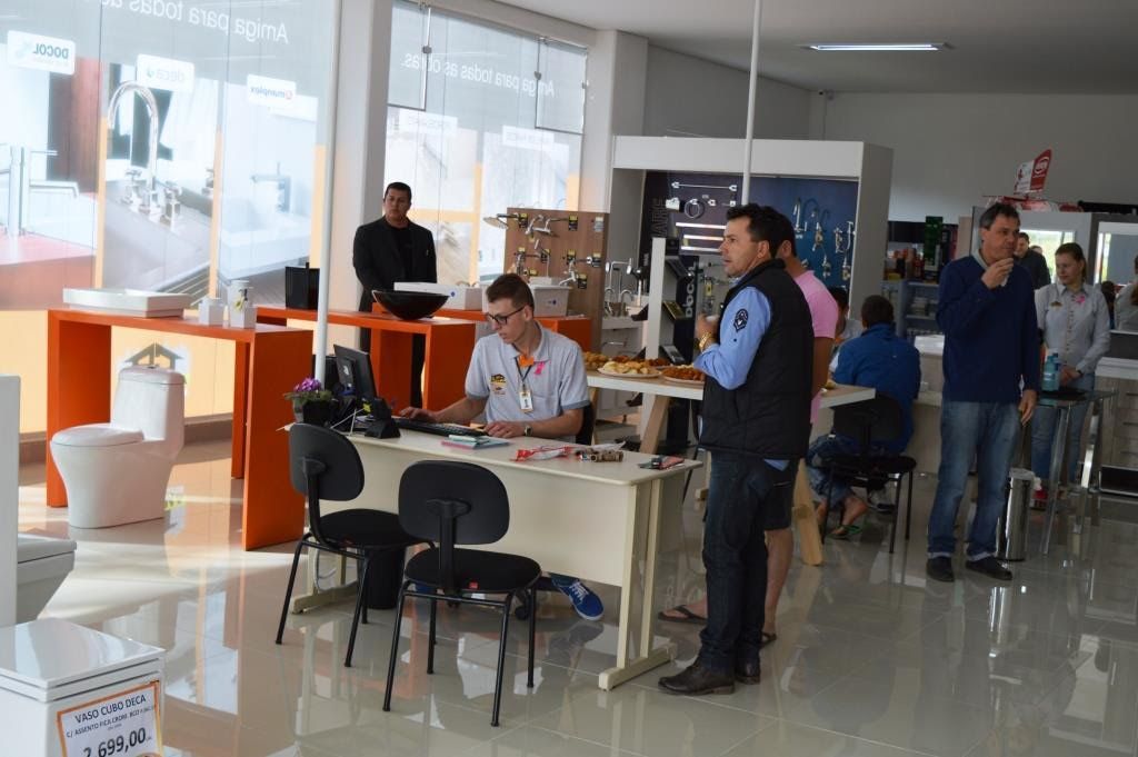 Andrade inaugurou sua oitava loja em Catanduvas