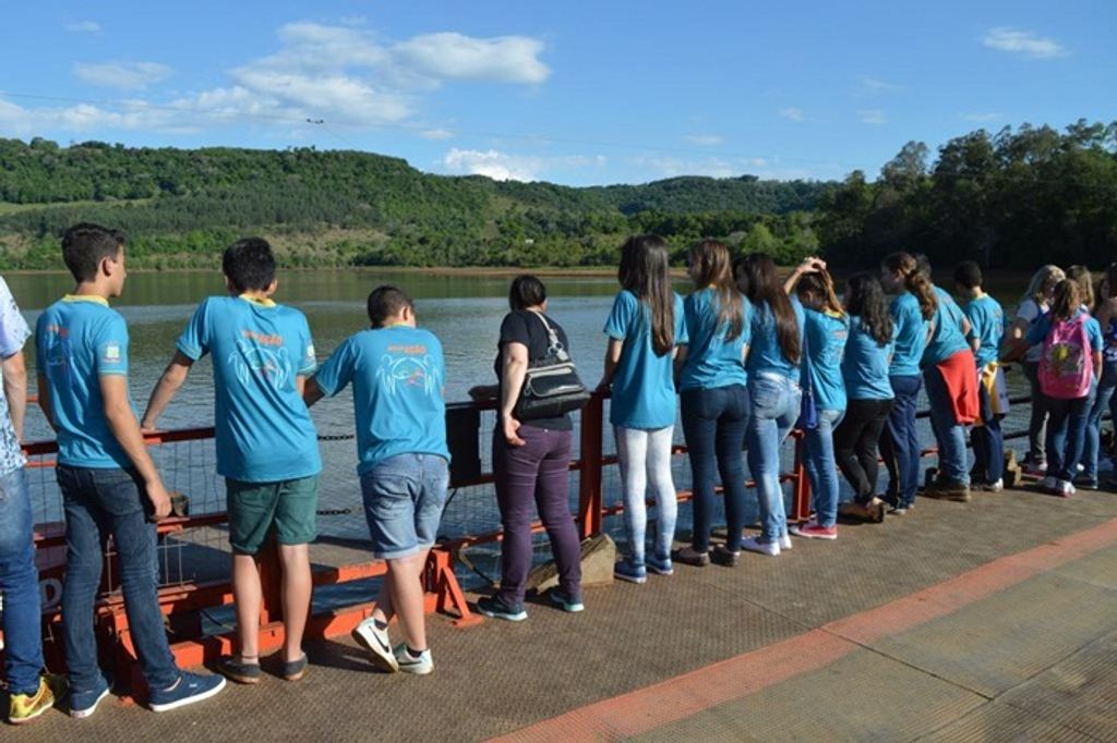 Cidades do meio-oeste organizam passeio visando qualificação de futuros Guias Mirins