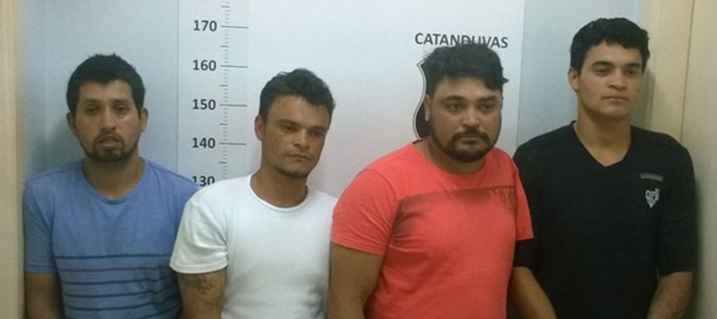 Quatro homens são presos acusados de praticar diversos furtos