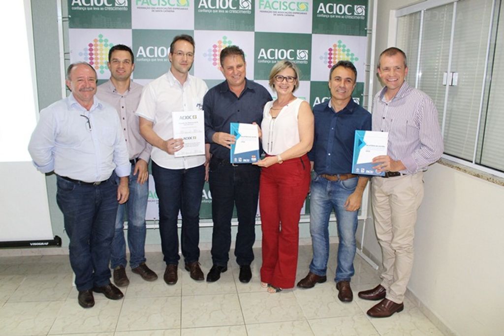 ACIOC entrega carta de reivindicações a Secretário de Estado da Infraestrutura