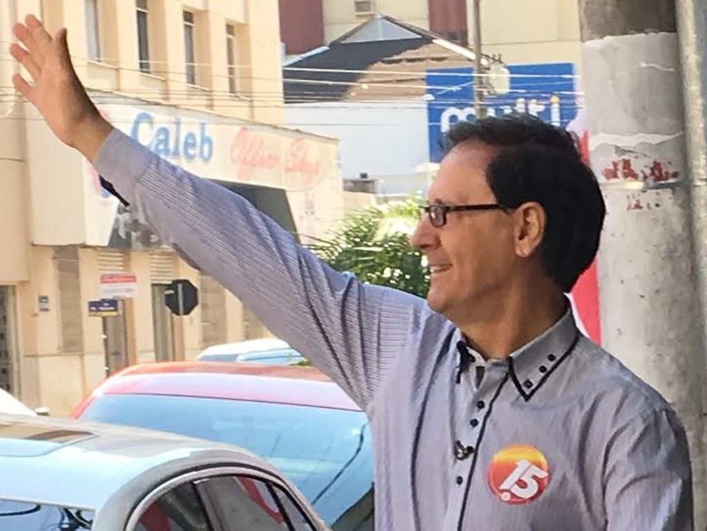 Armindo Haro Neto optou em votar cedo e ficar com a família 