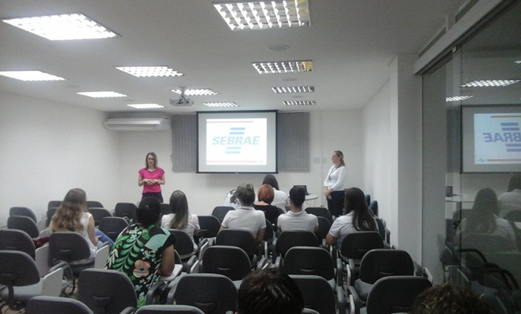 Com o tema “Empreendedorismo em Negócios”, o Sebrae promoveu Café com MEI