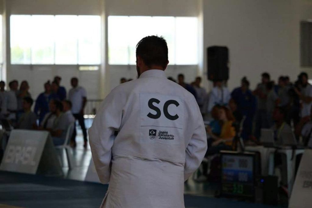 Judoca de Joaçaba conquista Bronze por equipes nos Jogos Escolares da Juventude