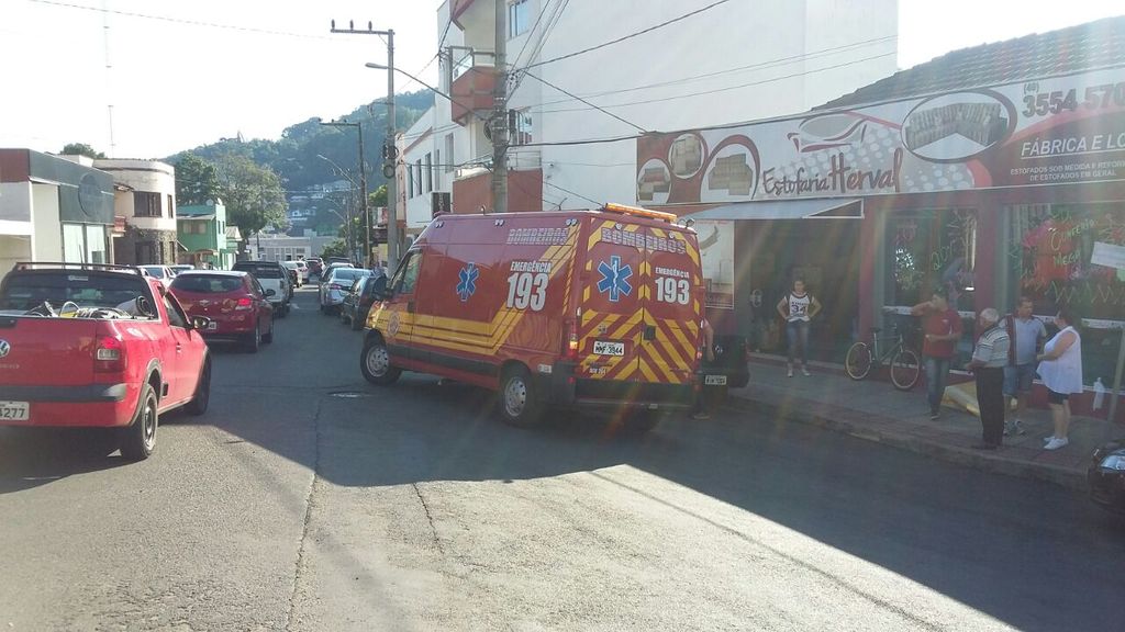 Acidente em Herval deixa ciclista ferido