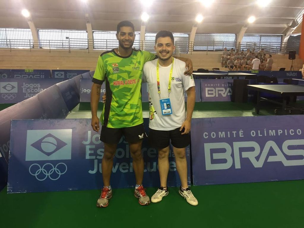 Mesatenista Luis Anjos conquista 3 medalhas na etapa nacional dos Jogos Escolares