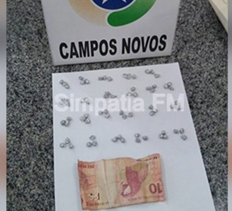 Menino de 12 anos de idade é apreendido com 69 pedras de Crack