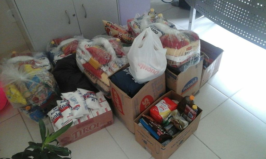 Campanha para arrecadar alimentos para os haitianos supera expectativas