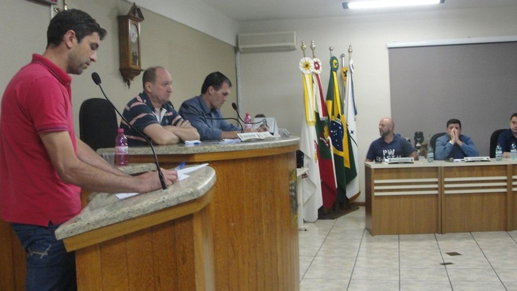 Aprovado por unanimidade em primeira votação a redução do número de vereadores de Herval d’ Oeste