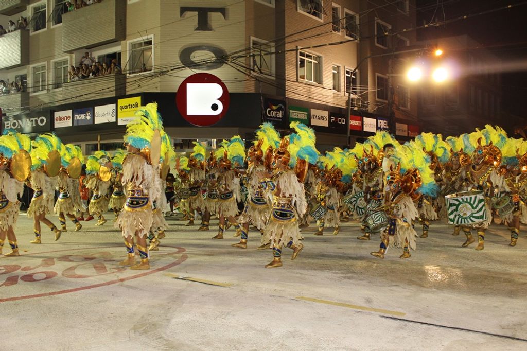 Aliança foi preciosa em seu desfile e contagiou a Avenida