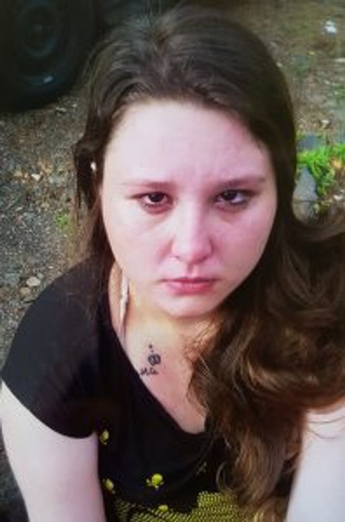 Jovem de 19 anos é presa em Joaçaba vendendo crack para adolescente