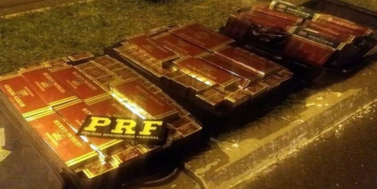 PRF apreende mais de 24 mil reais em Cigarros Contrabandeados na BR-282 em Campos Novos