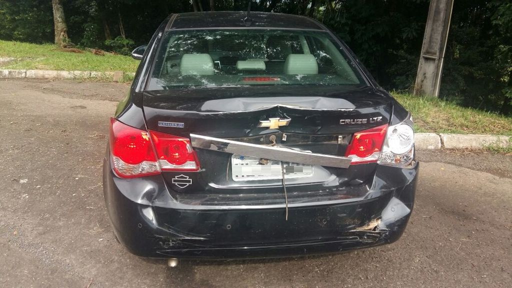 Condutor embriagado provoca acidente em Água Doce, foge e é abordado após mais de 70 quilômetros