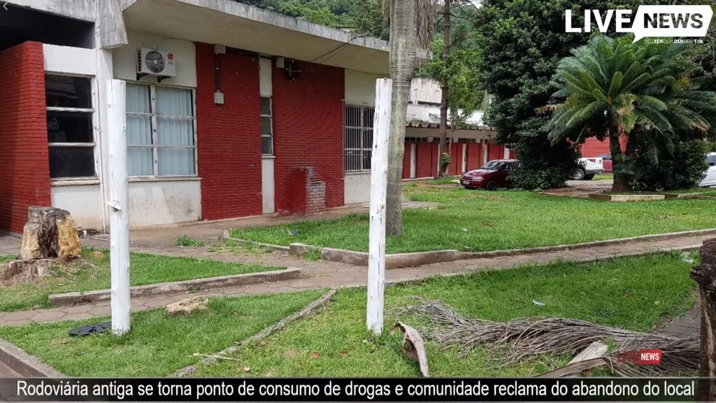 Live News debate a situação da antiga rodoviária, que segundo vizinhos, está abandonada