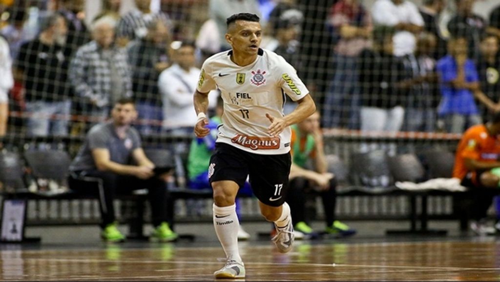 Joaçaba Futsal contrata o ala Edson, ex-Corinthians