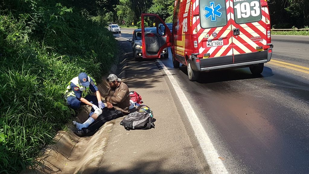 Perigo! Óleo na pista provoca novo acidente na BR-282 em Joaçaba