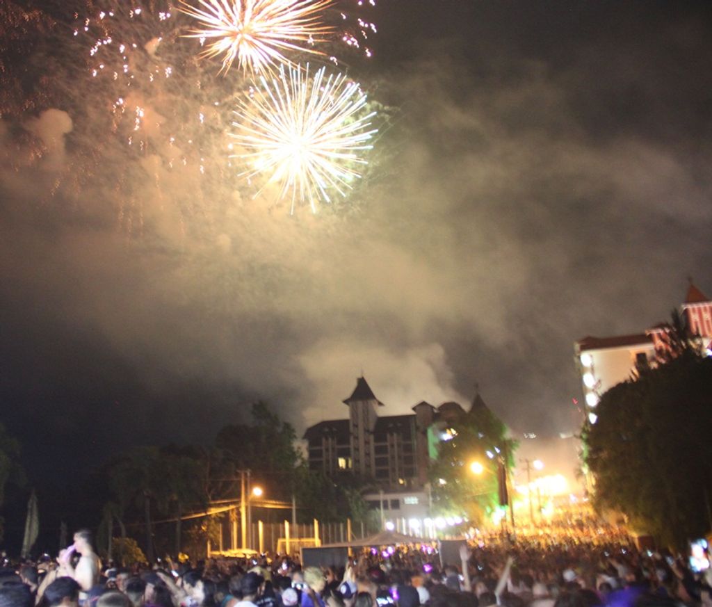 Réveillon reúne mais de 20 mil pessoas em Piratuba