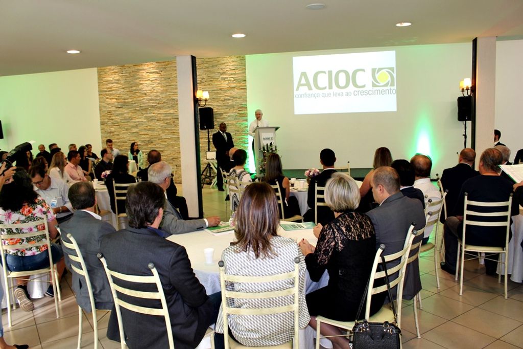 Nova diretoria da ACIOC toma posse em Joaçaba