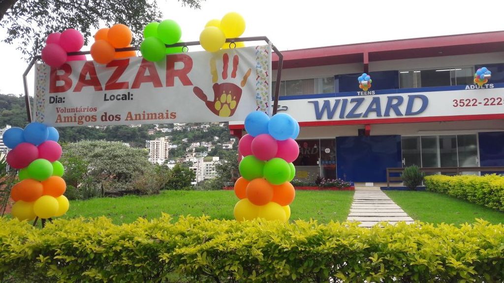 Bazar dos Voluntários Amigos dos Animais está acontecendo em Joaçaba