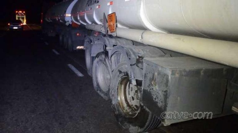 Carreta com placas de Luzerna se envolve em acidente com morte no PR