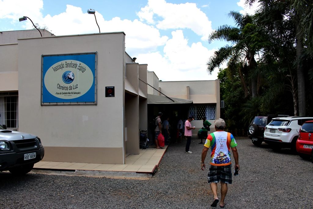 Associação Beneficente Espírita Obreiros da Luz entregará roupas a famílias carentes neste sábado, 16