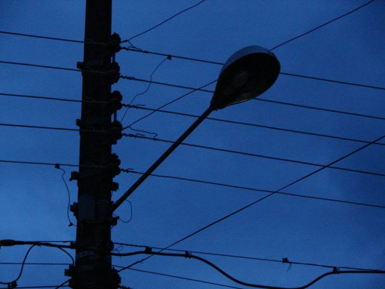Bairro de Joaçaba fica com as ruas escuras por dias