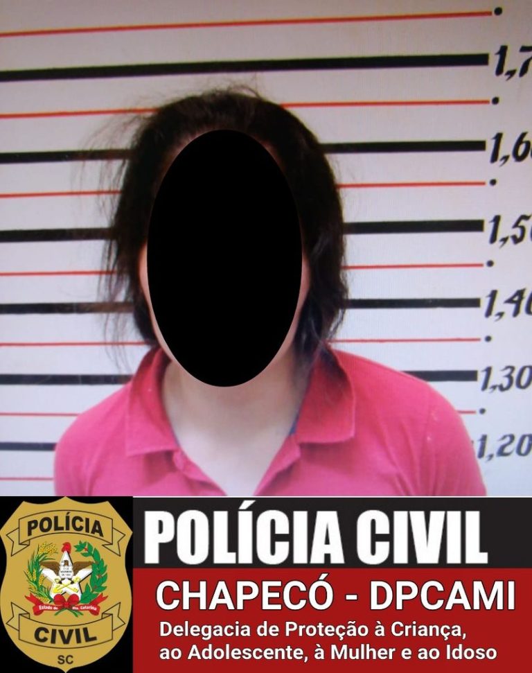 Polícia Civil prende em flagrante mãe que torturava filha em Chapecó