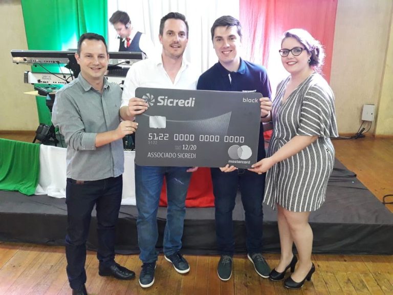 Jantar italiano dançante da Associazione Bellunese di Herval d’ Oeste é sucesso
