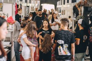 Organização do 1° Joaçaba Tattoo Convention doa quase 1 tonelada de alimentos arrecadados no evento