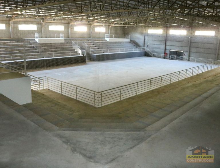 Andrade Construções finaliza obra de ginásio do Santa Tereza