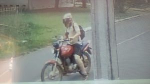 Assista! Câmeras flagram furto de motocicleta em Luzerna