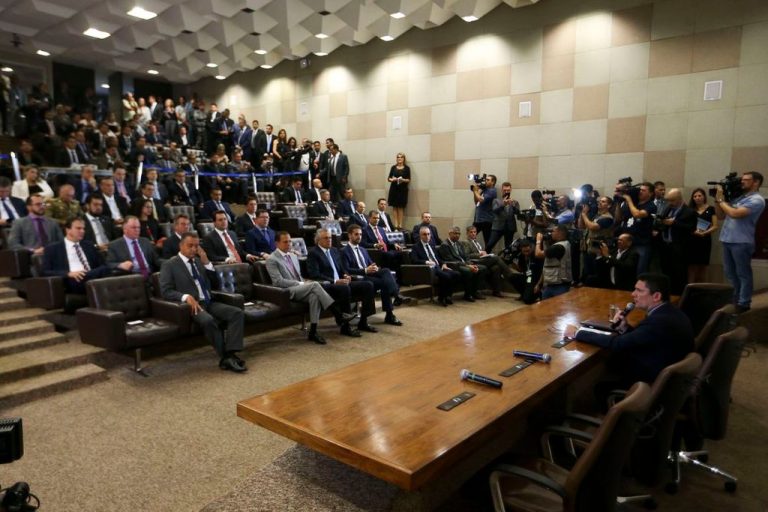 Projeto anticrime do Ministro Moro prevê mudanças em 14 leis
