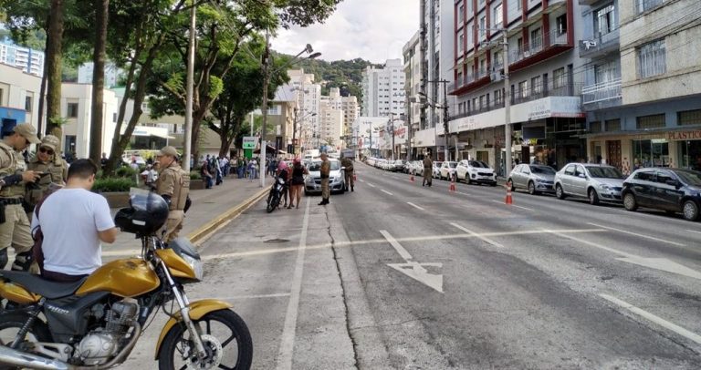 Mais de 300 motocicletas são fiscalizadas na Operação Duas Rodas da Polícia Militar
