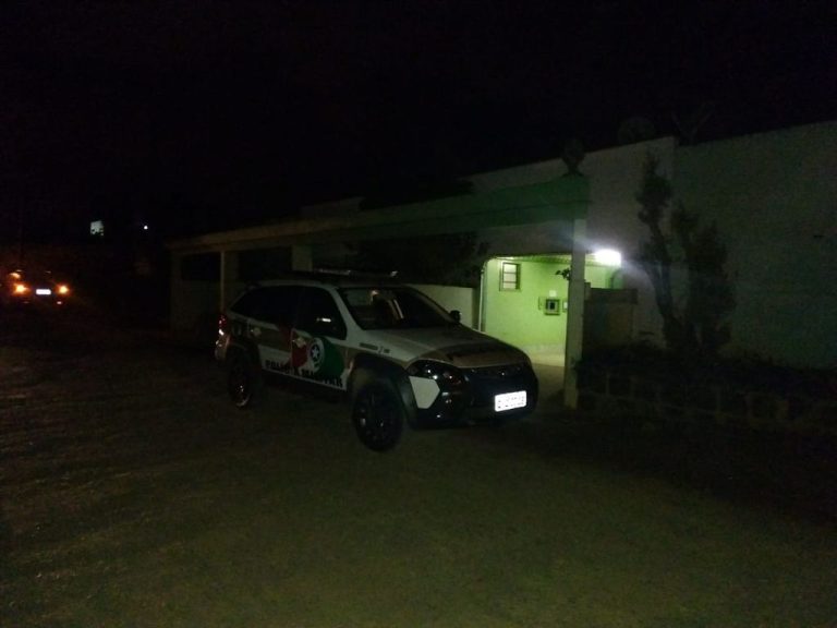 Homem assalta Motel, rende funcionária e leva dinheiro e cigarro