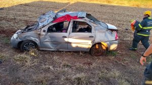 Carro com placas de Joaçaba se envolve em acidente na BR-470 em Campos Novos