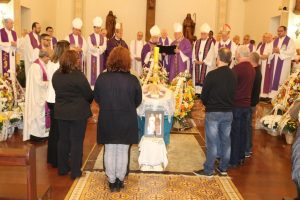 Dom Walmir é sepultado na cripta da Catedral Santa Teresinha em Joaçaba