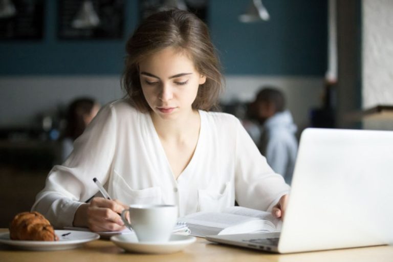 Unoesc oferece 12 cursos de Pós-graduação EaD