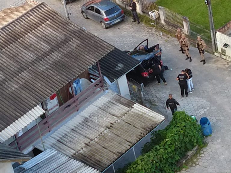 Operação Sicário 2 é realizada no Oeste e prende suspeito de liderar organização criminosa