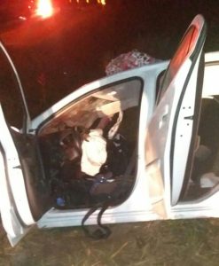 Criança morre após colisão entre carro e caminhão no Oeste de SC