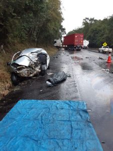 Acidente na BR-282 em Erval Velho deixa uma pessoa morta